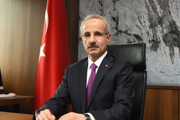 ULAŞTIRMA VE ALTYAPI BAKANI ABDULKADİR URALOĞLU’NDAN KURBAN BAYRAMI MESAJI