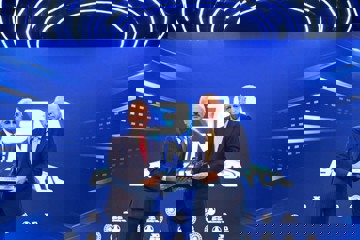 CUMHURBAŞKANI ERDOĞAN, BÖLÜNMÜŞ YOLDA 30 BİNİNCİ KİLOMETRENİN KURDELASINI KESTİ