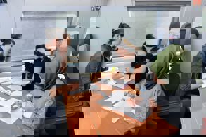 9 GÜNLÜK ARA TATİLDE VATANDAŞ, YÜKSEK HIZLI TRENLERİ TERCİH ETTİ