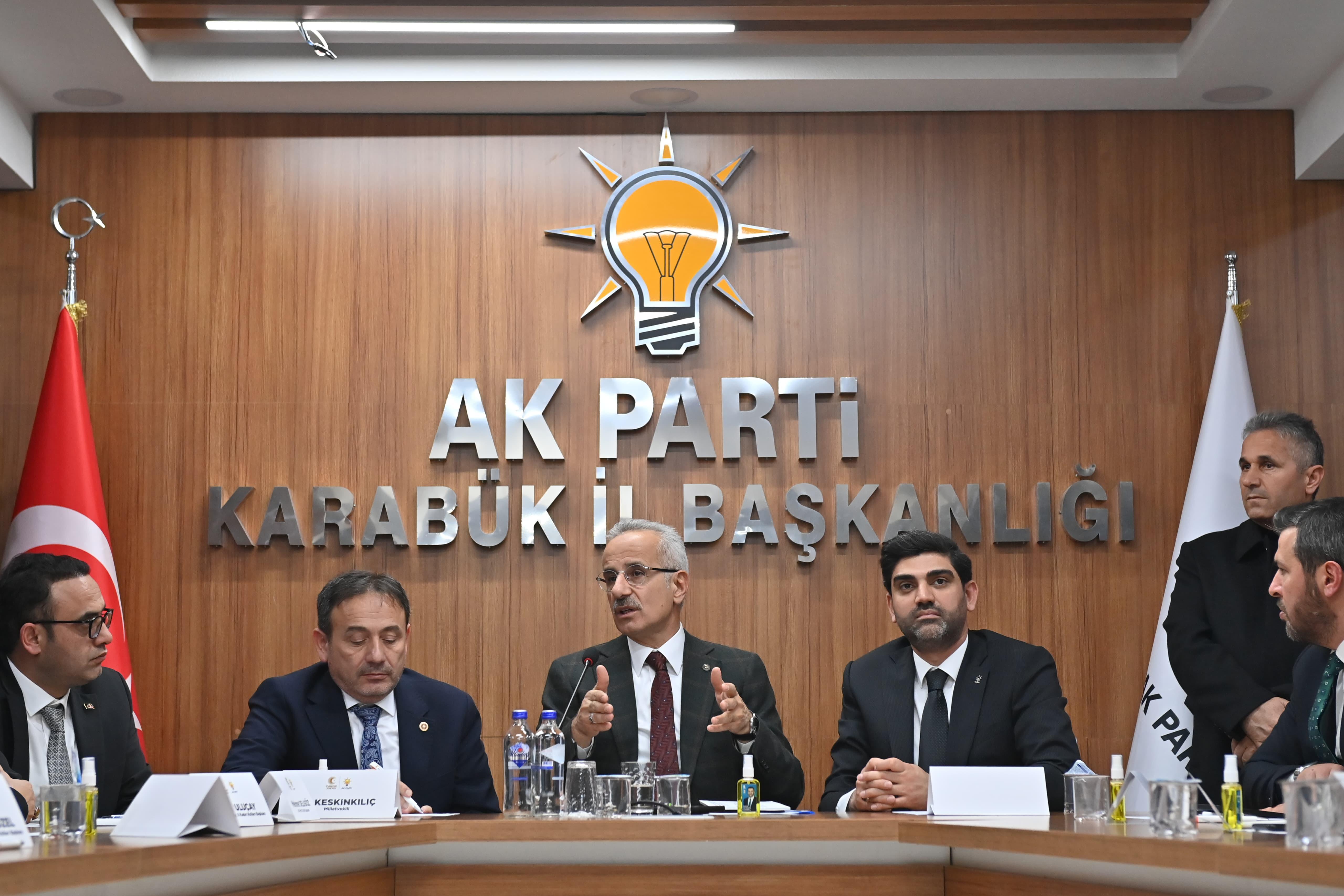 BAKAN URALOĞLU AÇIKLADI: FİLYOS LİMANI DENİZ TAŞIMACILIĞINA AÇILACAK