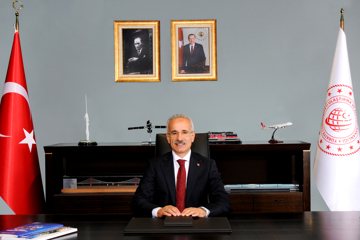 5G'YE GEÇİŞ İÇİN YOL HARİTASI OLUŞTURULUYOR ULAŞTIRMA BAKANI ABDULKADİR URALOĞLU: KISA BİR SÜRE İÇERİSİNDE PROJEYİ TAMAMLAMAYI, 2024 YILINDA 5G'YE GEÇİŞ PLANINI KAMUOYU İLE PAYLAŞMAYI HEDEFLİYORUZ