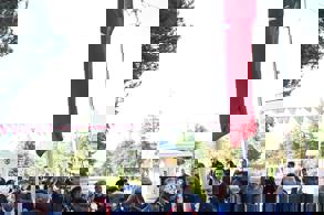 BAKAN URALOĞLU 15 TEMMUZ KAHRAMANI ŞEHİT ÖMER HALİSDEMİR’İN KABRİNİ ZİYARET ETTİ