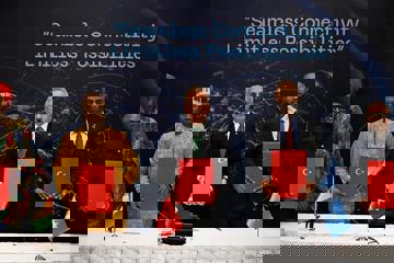 AFRİKA’YA TARİHİ DESTEK