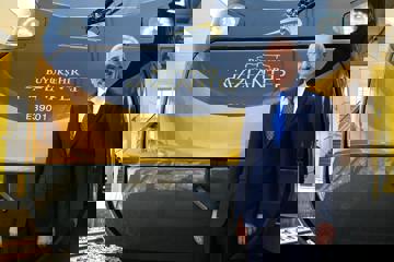 GAZİRAY’DA KULLANILACAK İLK MİLLİ BANLİYÖ TREN SETİ RAYLARA ÇIKTI