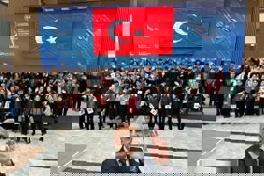 GÜVENLİ İNTERNET GÜNÜ'NDE BAKAN URALOĞLU'NDAN AİLELERE ÇAĞRI: ÇOCUKLARINIZI İNTERNETTE YALNIZ BIRAKMAYIN