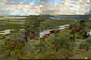 ‘GÖLLER EKSPRESİ’ İZMİR İLE ISPARTA ARASINDA GÜNDÜZ SEFERLERİNE BAŞLIYOR…