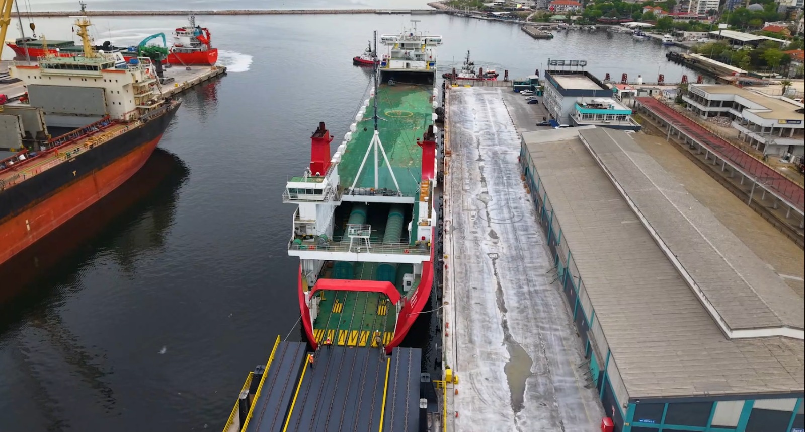 DENİZLERDE GEMİ-RAY TAŞIMACILIĞI