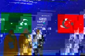 ULUSLARARASI SÜRDÜRÜLEBİLİR DENİZCİLİK ENDÜSTRİSİ KONFERANSI CİDDE’DE DÜZENLENDİ