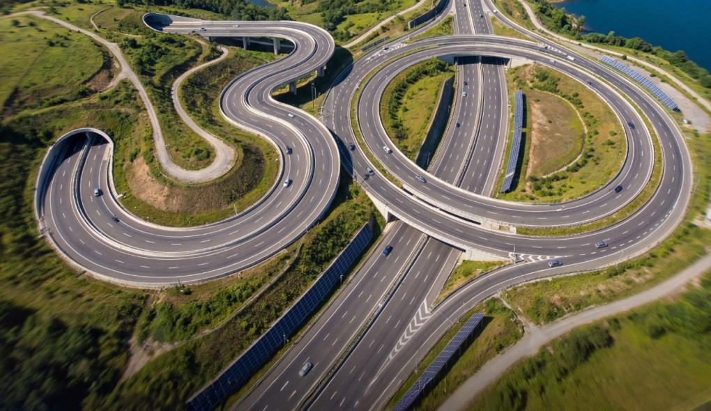 BÖLÜNMÜŞ YOL UZUNLUĞU, DÜNYA’NIN ÇEVRESİNİN 4’TE 3’ÜNE ULAŞTI