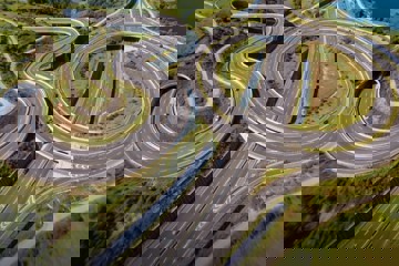 BÖLÜNMÜŞ YOL UZUNLUĞU, DÜNYA’NIN ÇEVRESİNİN 4’TE 3’ÜNE ULAŞTI