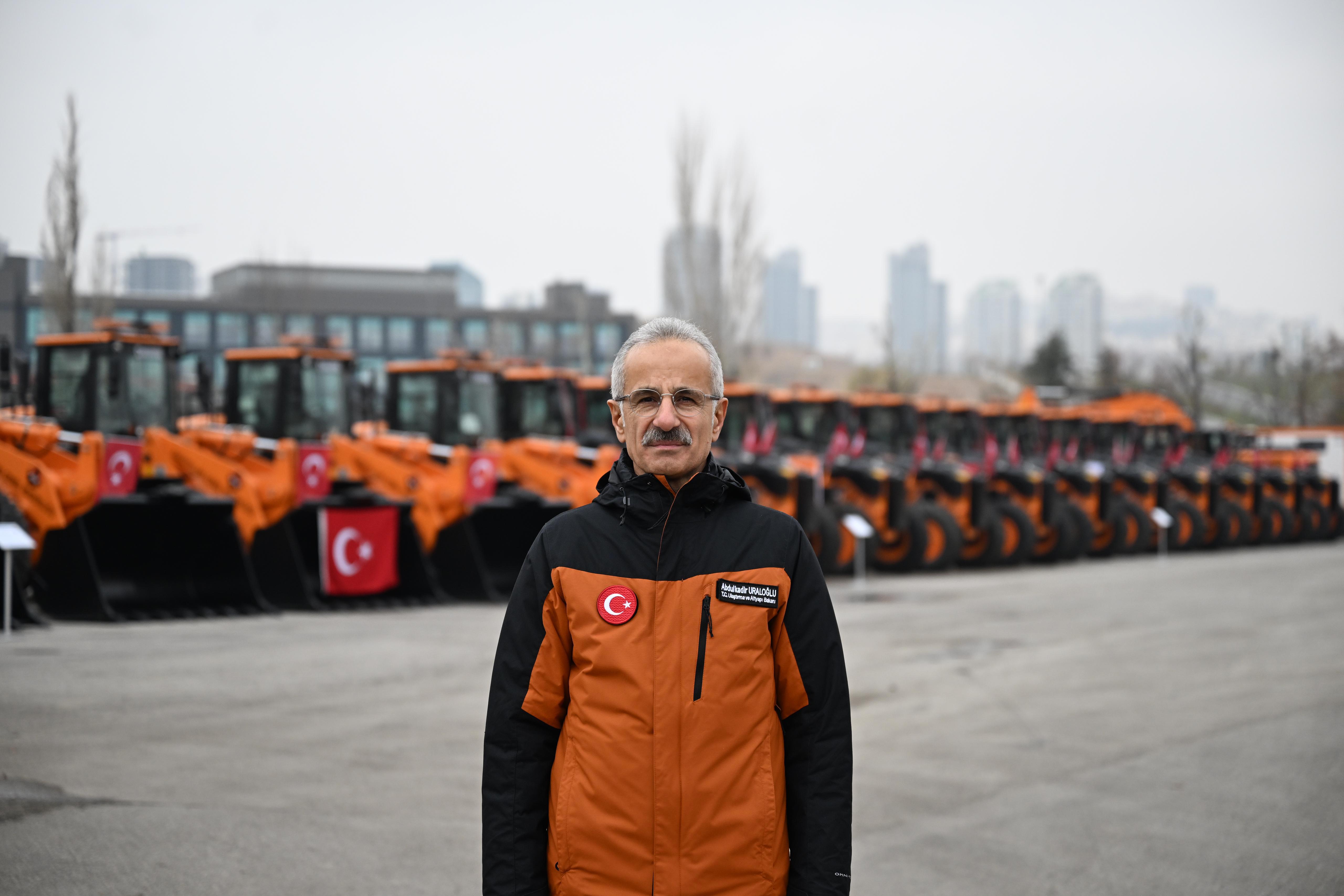 KUVVETLİ KAR YAĞIŞI ÖNLEMLERİ DEVREDE