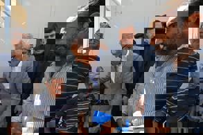 YÜK TRENLERİ DEPREM BÖLGELERİNE YARDIM TAŞIMAYA DEVAM EDİYOR