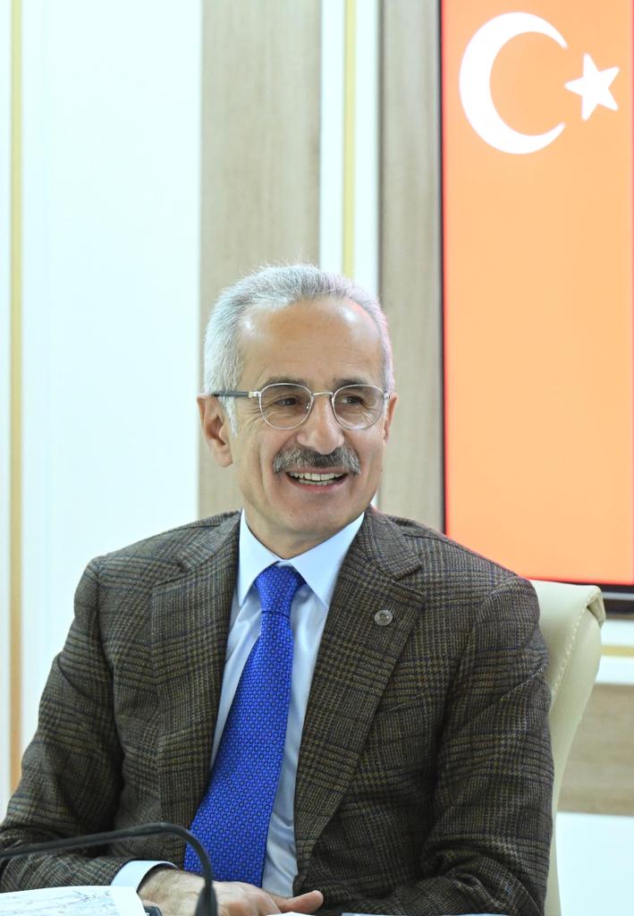 ÖĞRETMENLERE YÜZDE 50 İNDİRİM