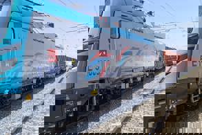 YERLİ VE MİLLİ LOKOMOTİF İLK SEFERİNİ TAMAMLADI