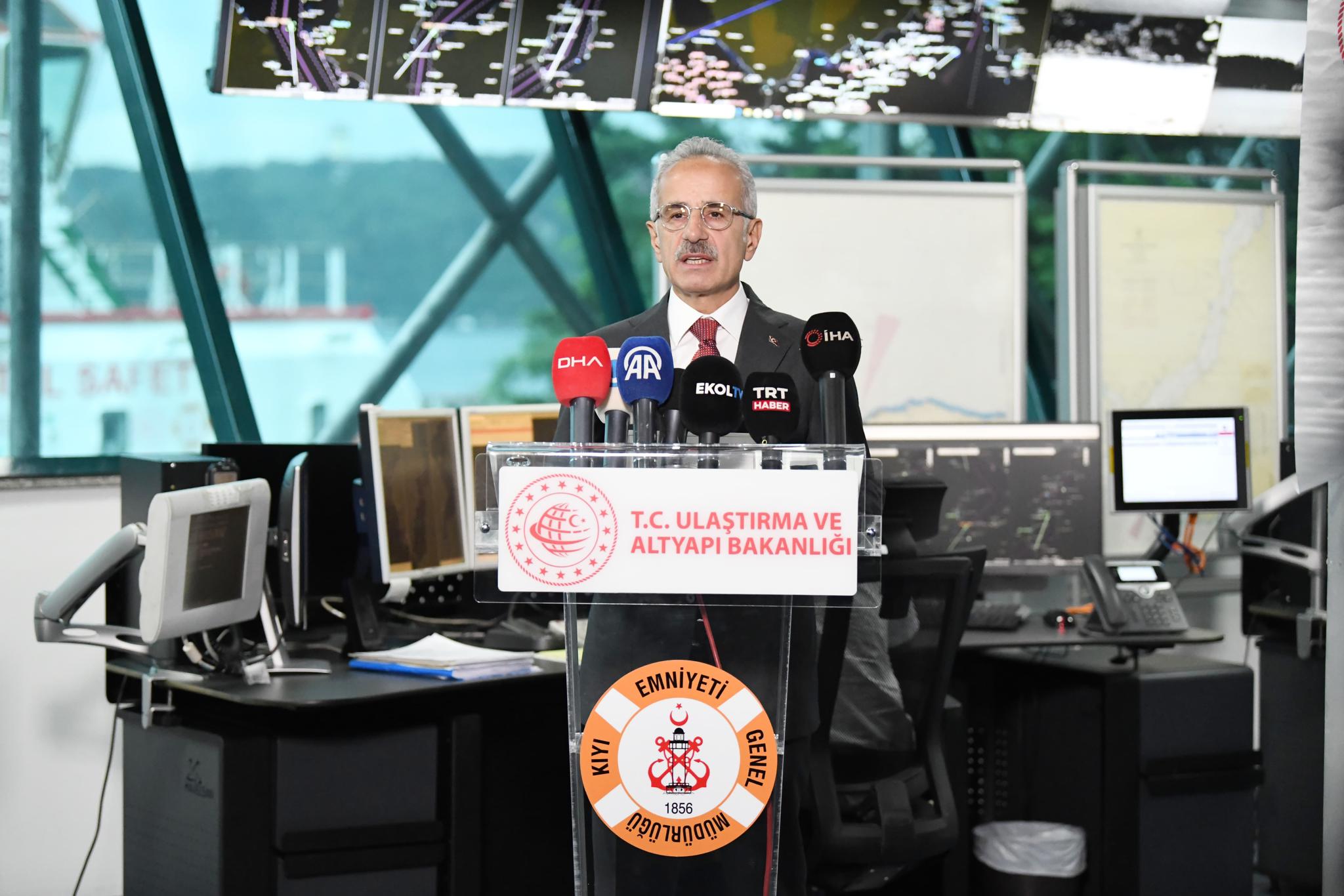 TÜRK BOĞAZLARINDAN 2023 YILINDA 83 BİN 892 GEMİ GEÇTİ