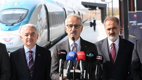CUMHURBAŞKANI ERDOĞAN, ÇERKEZKÖY–KAPIKULE DEMİRYOLU HATTI’NI YARIN HİZMETE AÇACAK