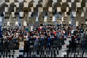 BAKAN URALOĞLU ÜNİVERSİTE ÖĞRENCİLERİYLE BİR ARAYA GELDİ