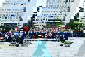 ULAŞTIRMA VE ALTYAPI BAKANLĞI 20. DÖNEM TOPLU İŞ SÖZLEŞMELERİ'NDE İMZALAR ATILDI BAKAN URALOĞLU: ÖNCELİĞİMİZ ÇALIŞANLARIMIZ