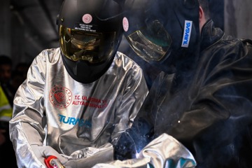 DURMAK YOK, ÜRETMEYE DEVAM