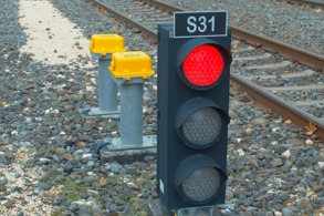 DEMİR AĞLAR YERLİ VE MİLLİ SİNYALİZASYON SİSTEMİYLE DONATILIYOR