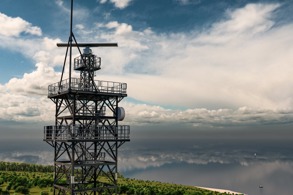 DOĞU AKDENİZ’DEKİ DENİZ TRAFİĞİ YERLİ VE MİLLİ SİSTEMLE İZLENECEK