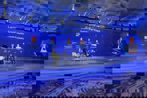 ULUSLARARASI SÜRDÜRÜLEBİLİR DENİZCİLİK ENDÜSTRİSİ KONFERANSI CİDDE’DE DÜZENLENDİ