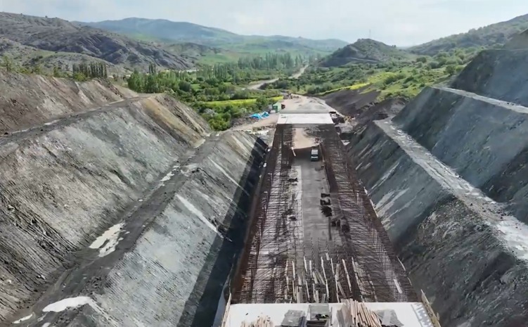 HIZLI TREN SAMSUN’A BİR ADIM DAHA YAKLAŞTI