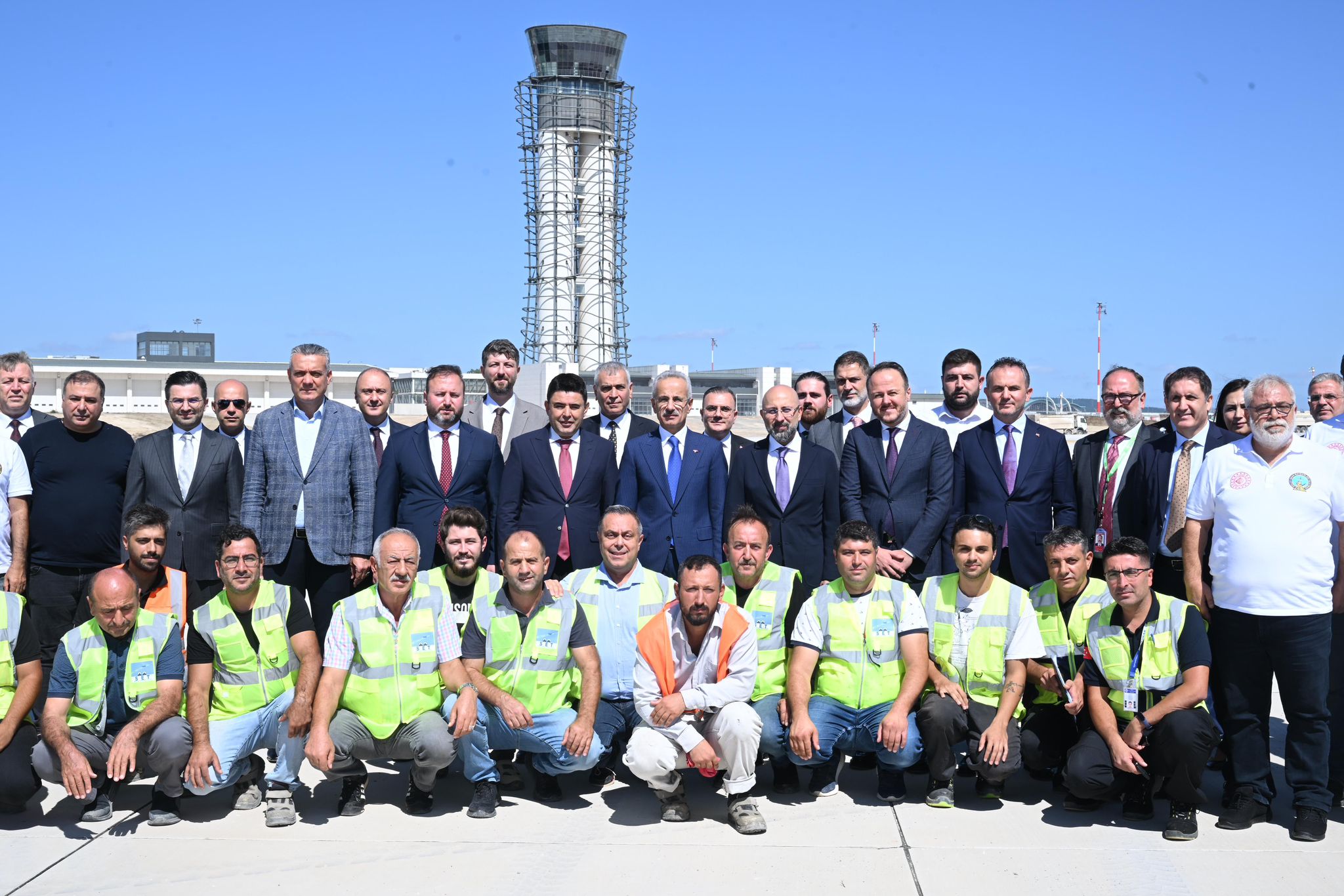 SABİHA GÖKÇEN HAVALİMANI 2. PİST'İNDE TEST UÇUŞLARI BAŞLADI