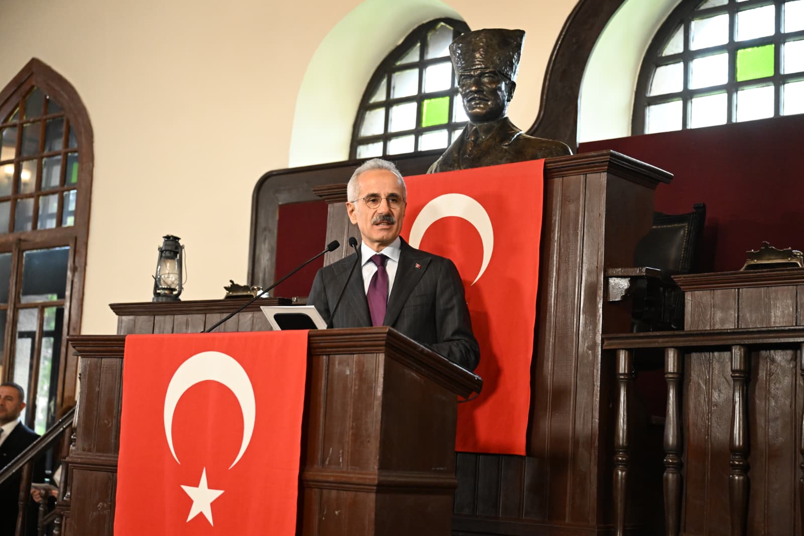 BAKAN URALOĞLU’NDAN, MECLİS BAŞKANI KURTULMUŞ’A TARİHİ TEŞEKKÜR 