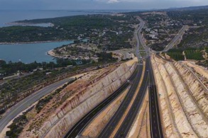 ÇEŞMELİ-KIZKALESİ OTOYOLU PAZARTESİ GÜNÜ TRAFİĞE AÇILIYOR