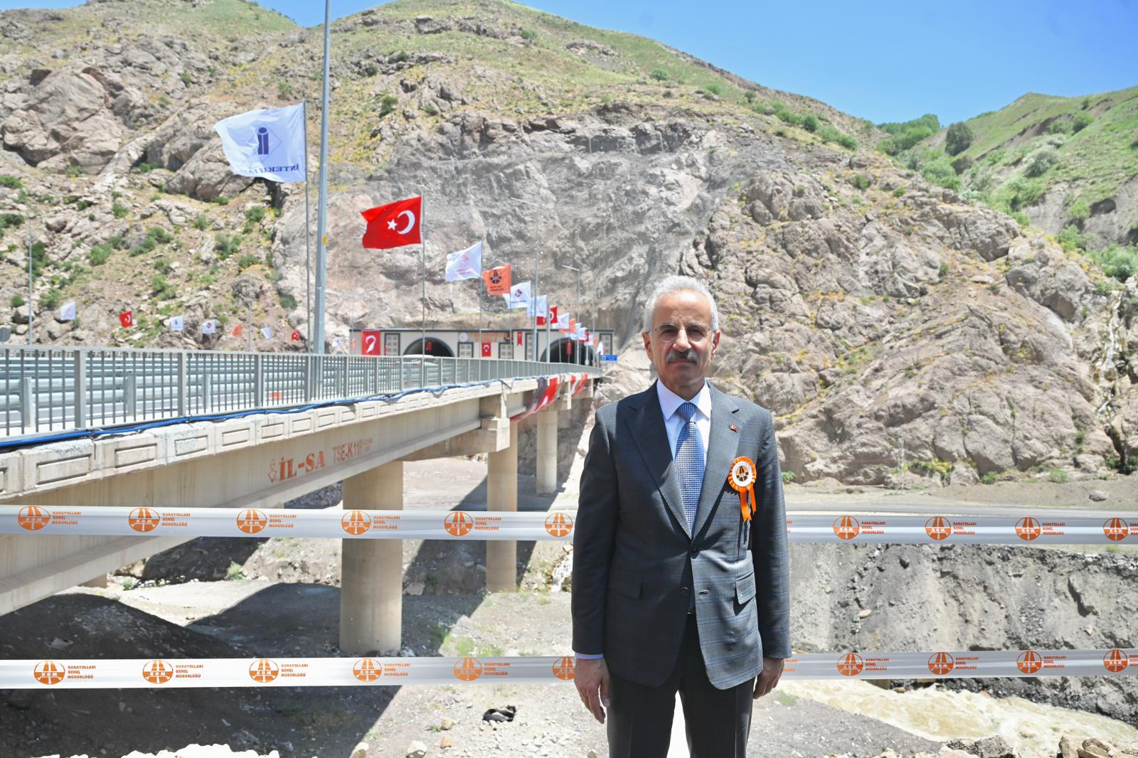 HAKKÂRİ’YE TERÖRSÜZ TÜRKİYE YATIRIMLARI