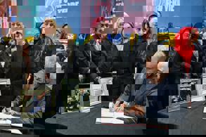 BAKAN URALOĞLU'NDAN TRABZON'A HAFİF RAYLI SİSTEM AÇIKLAMASI