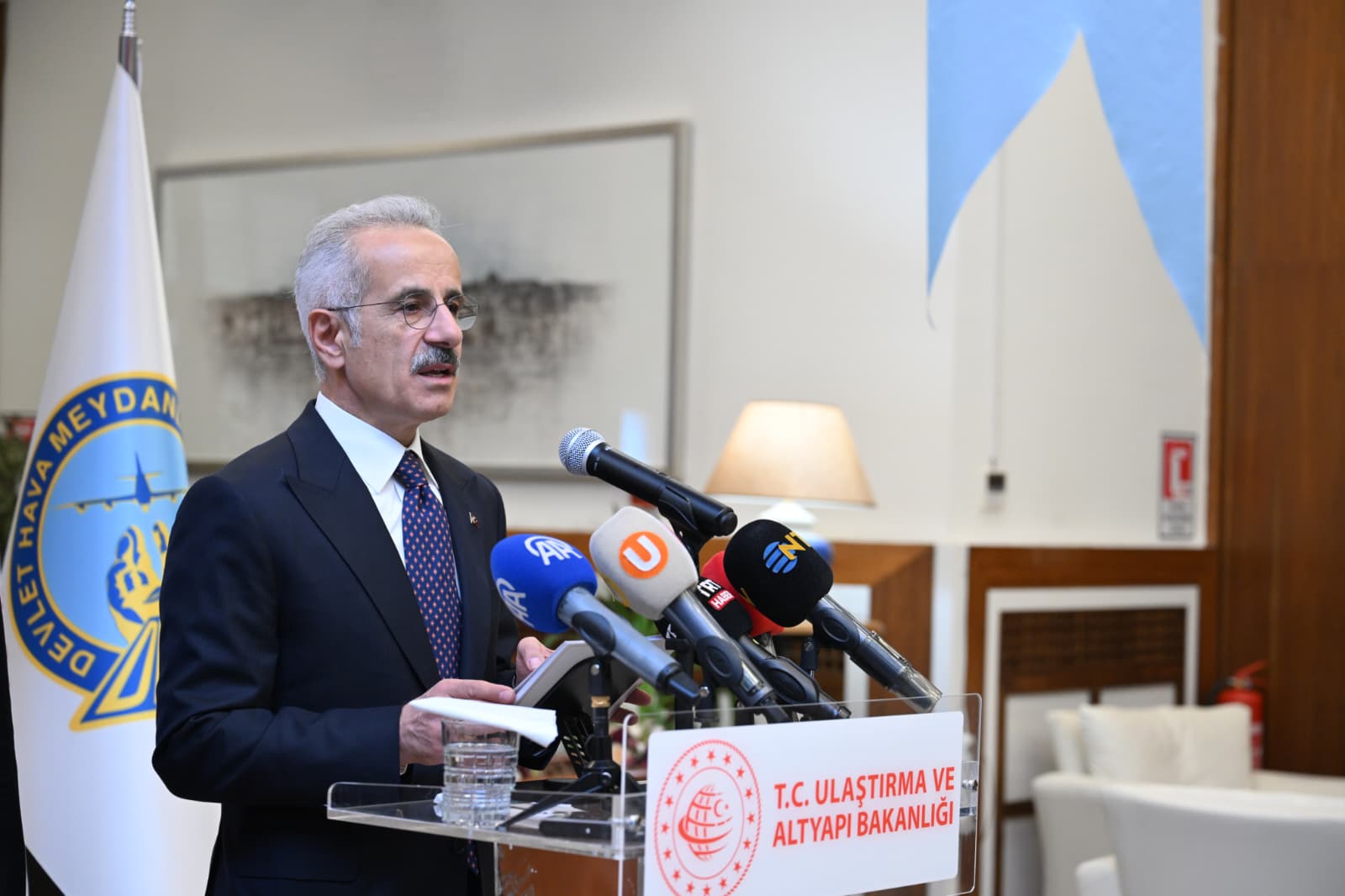 HAVALİMANI BAŞMÜDÜRLERİ ANKARA'DA TOPLANDI