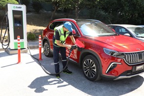 ELEKTRİKLİ ARAÇ ŞARJ İSTASYONU 11 BİNİ, SOKET SAYISI 28 BİNİ AŞTI