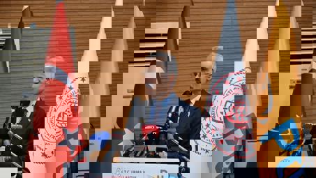 BAKAN URALOĞLU, PTT ÇALIŞANLARIYLA İFTARDA BİR ARAYA GELDİ