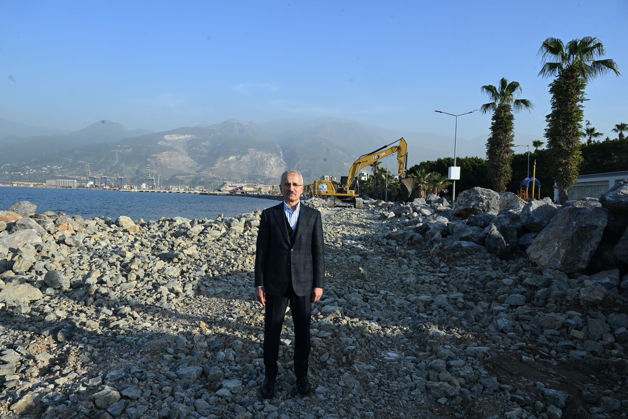 HATAY HAVALİMANI İÇİN HEDEF 2025…