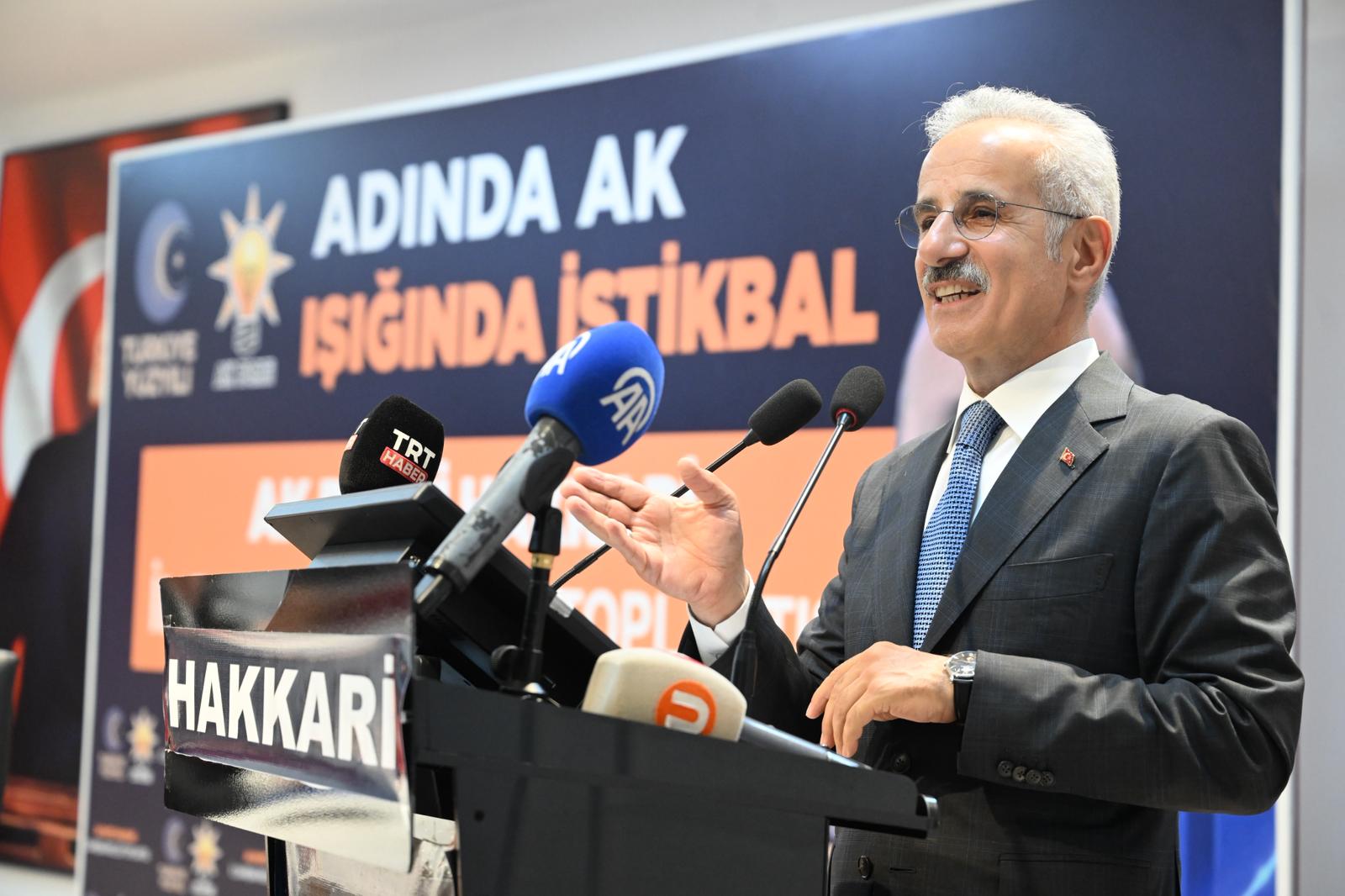 BAKAN URALOĞLU’NDAN, HAKKARİ’DE TERÖRSÜZ TÜRKİYE MESAJI
