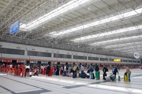 ANTALYA HAVALİMANI YENİ TERMİNAL BİNALARI BİR YILDIR HİZMETTE