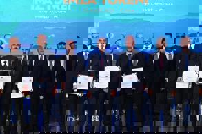 5G DESTEKLİ AKILLI YOLDA İLK TEST