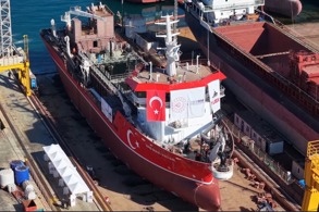 İLK YERLİ VE MİLLÎ TARAMA GEMİSİ SUYA İNDİ 