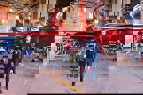 ULAŞTIRMA VE ALTYAPI BAKANI ABDULKADİR URALOĞLU TUSAŞ’I ZİYARET EDEREK İNCELEMELERDE BULUNDU