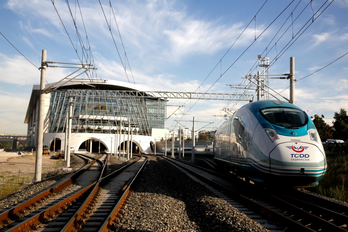 ANKARA-SİVAS HATTINA YAZ TAKVİYESİ