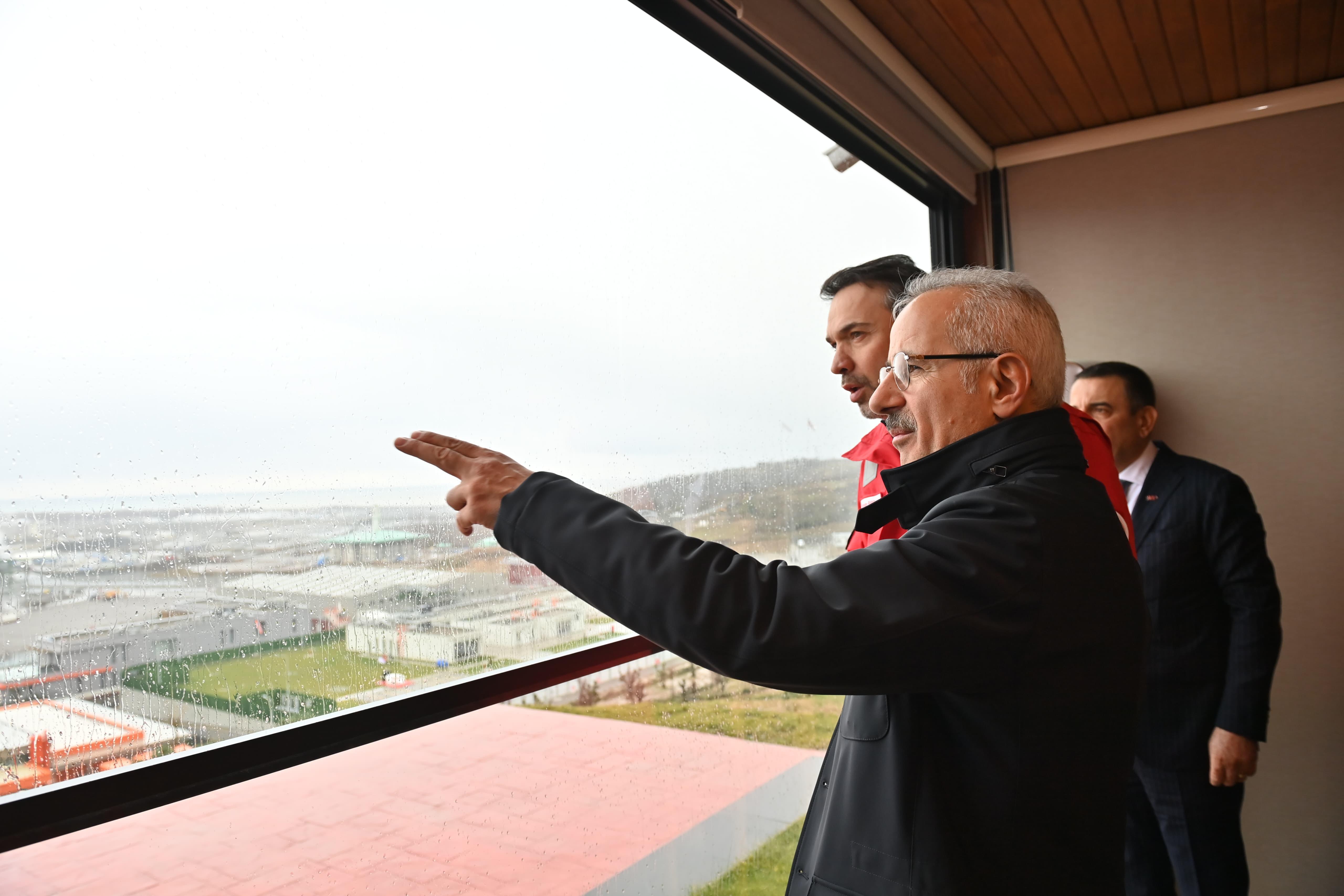 FİLYOS LİMANI DEV BİR LOJİSTİK MERKEZ OLACAK