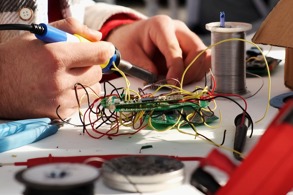 MODEL UYDULAR UZAYA YAKLAŞIYOR