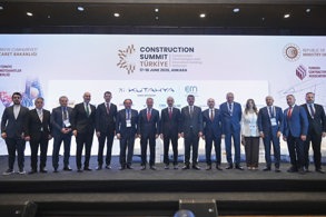 TÜRKİYE, DÜNYA’NIN EN GÜÇLÜ DİJİTAL ALTYAPI MERKEZLERİNDEN OLACAK