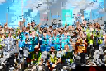 ULAŞTIRMA VE ALTYAPI BAKANI ABDULKADİR URALOĞLU GEBZE OSB-DARICA SAHİL METRO HATTI’NDA İLK RAY KAYNAĞINI YAPTI