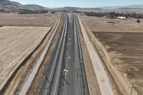 ANKARA-İZMİR YHT’NİN EN UZUN TÜNELİNDE IŞIK GÖRÜNDÜ
