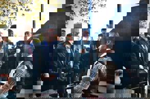 BAKAN URALOĞLU, 5.9'LUK DEPREMLE SARSILAN KALE’DE