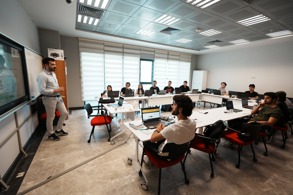 GENÇLERE YAPAY ZEKA EĞİTİMİ