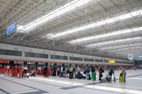 BAYRAM TATİLİNDE İSTANBUL, ESENBOĞA, ANTALYA HAVALİMANLARINDA 2025 YILI YOLCU REKORLARI KIRILDI